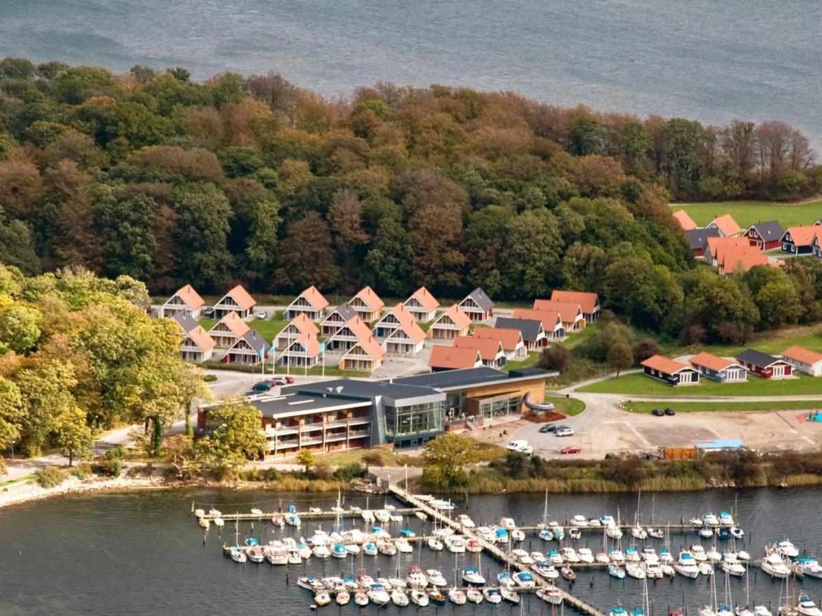 6 Person Holiday Home On A Holiday Park In Gråsten Exteriör bild